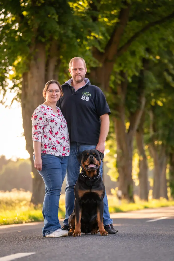 www.rottweiler-von-der-schailoh-ranch.de - Jana und Thomas Oetjen